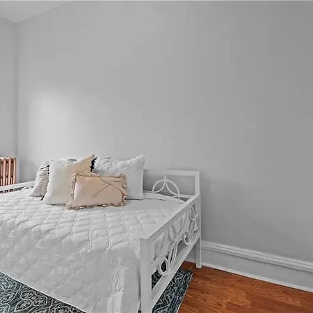 Apartment Tranquil 2 Bedroom In Brooklyn *