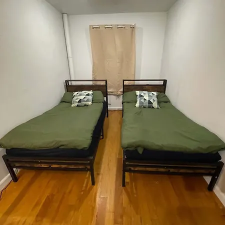 Union Square With Kitchen -shared Bathroom Apartment *