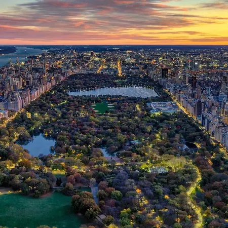 Unbeatable Location In Park Area - 2 Bedroom Apartment New York