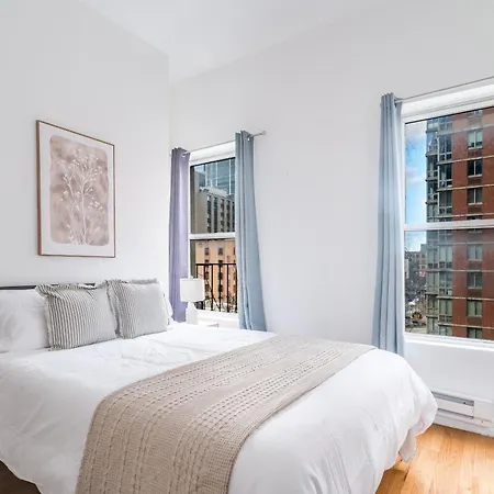 Spacious 3br - Walk To Times Square, Empire State Building And More! Apartment *