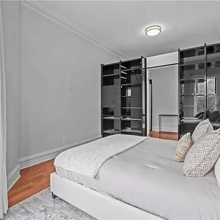 Apartment Tranquil 2 Bedroom In Brooklyn