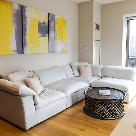 Apartment Premier Host - Luxurious Stunning High-floor Corner 2-bedroom *