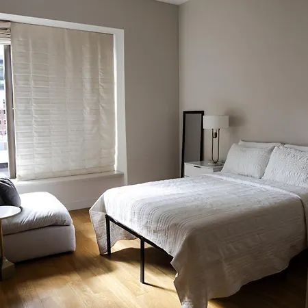 Premier Host - Luxurious Stunning High-floor Corner 2-bedroom