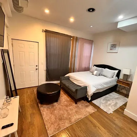 Starcrown Apartment