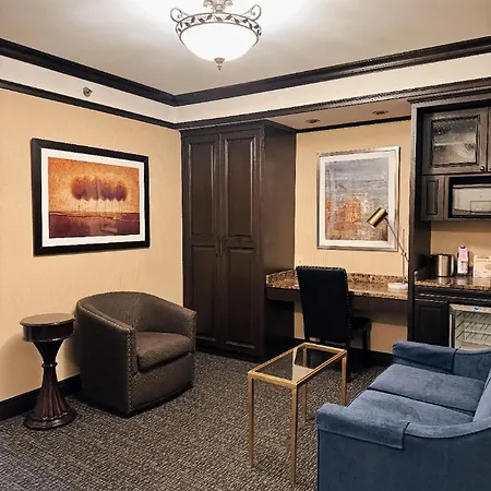 Hotel Lucerne 4*