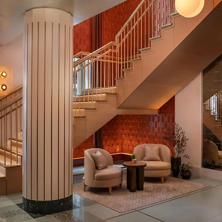 Waldorf Astoria Hotel