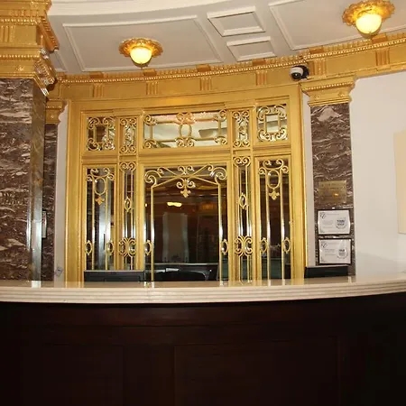 Imperial Court 2* New York