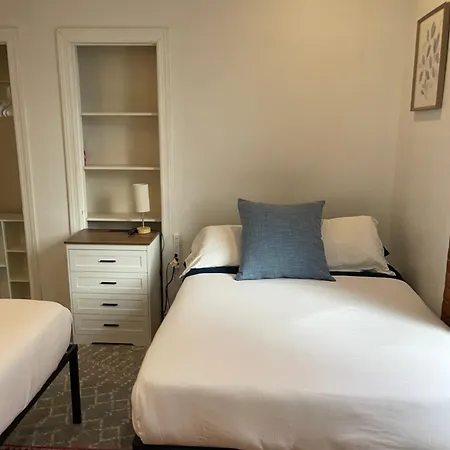 Nest 1 Bedroom With Kitchenette Apartment 4*