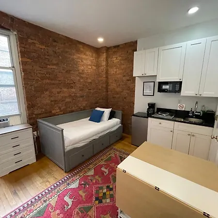 Nest 1 Bedroom With Kitchenette Apartment