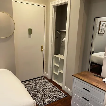 Apartment Nest 1 Bedroom With Kitchenette 4*