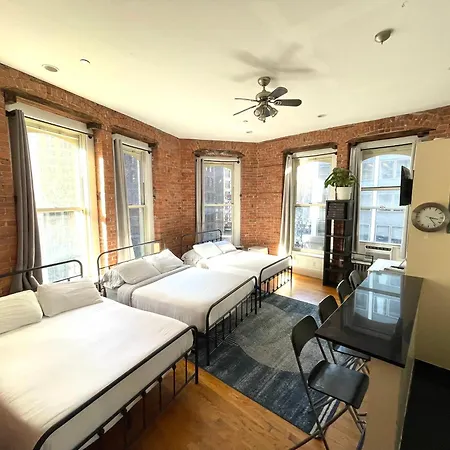 Nest With Kitchenette Apartment