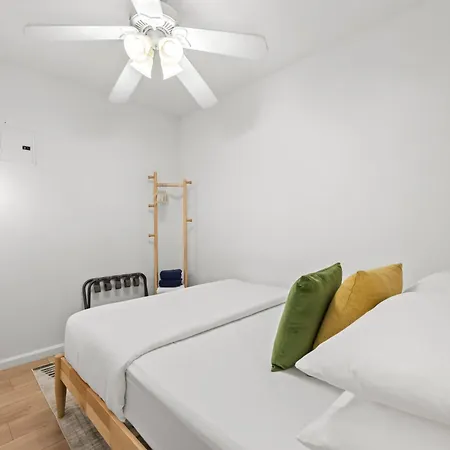Apartment 2br In Times Square Near Restaurants *