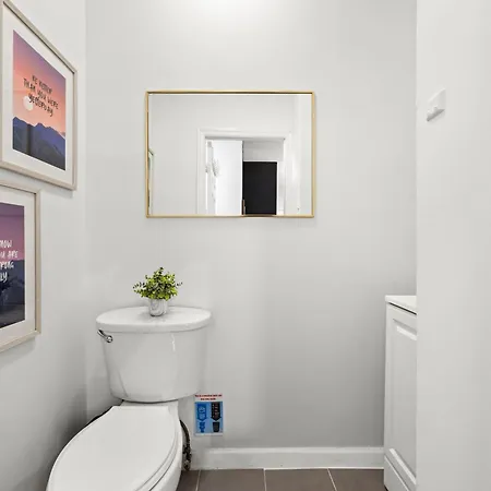 Apartment 2br In Times Square Near Restaurants