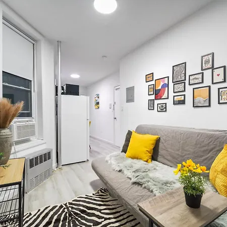 Homelike In The Heart Of China Town Apartment *