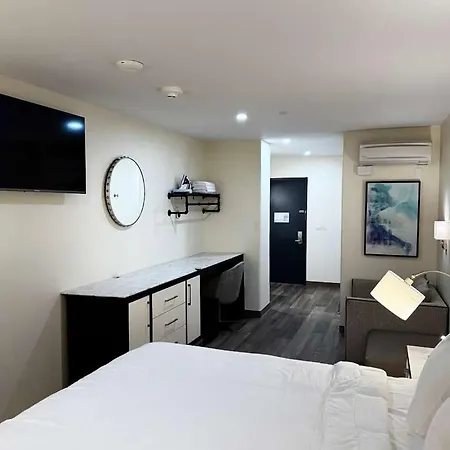 Nova Jfk Hotel
