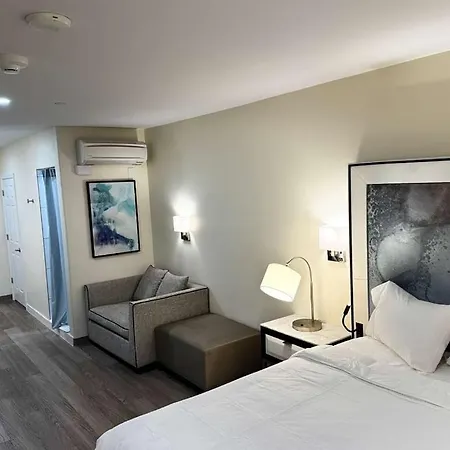 Nova Jfk Hotel 3*