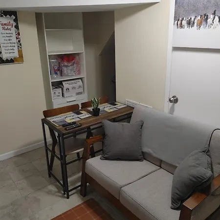 In A Quiet Peaceful Area. Apartment *