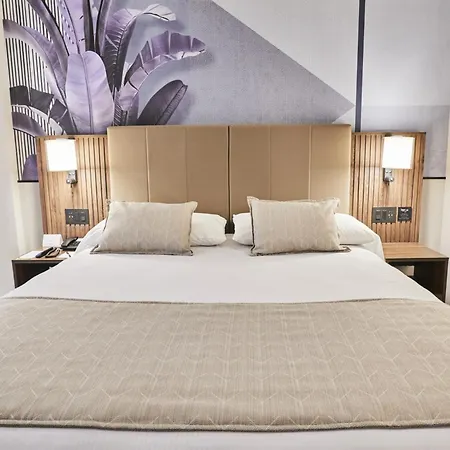 Riu Plaza Manhattan Times Square 4*