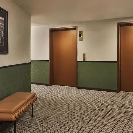Hotel The George Manhattan, Tapestry Collection By Hilton New York