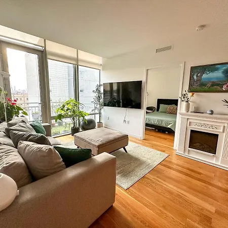 Apartment Penthouse In Greenpoint