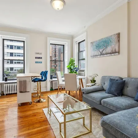 Sweet And Cozy 1 Bedroom In Lenox Hill Apartment *
