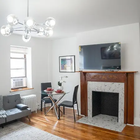 Apartment Harlem Muse
