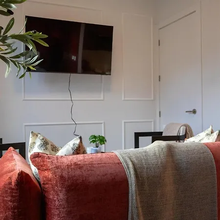 Apartment Lux Bronx Rooftop, Pool, Gym, Cinema New York