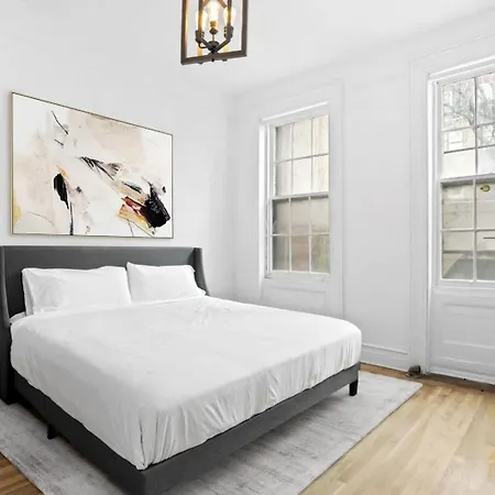 Apartment Classic Nyc Brownstone 2br In Prime Chelsea New York