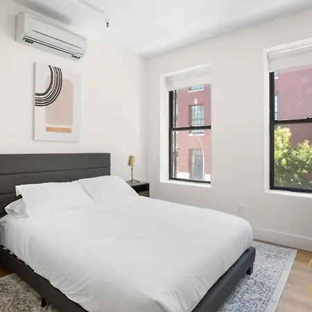 Renovated 2 Bed 2 Bath In Prime Midtown - Elevator - Laundry