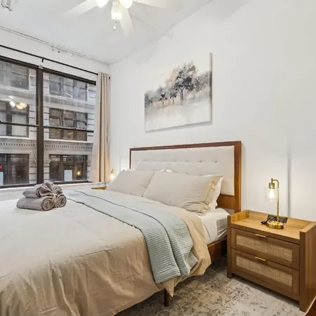 Spacious 3br Flex 4 With Washer & Dryer In Nomad Apartment