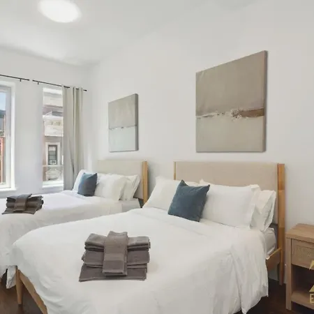 Fully Furnished Ph Duplex With Private Outdoor Space Apartment