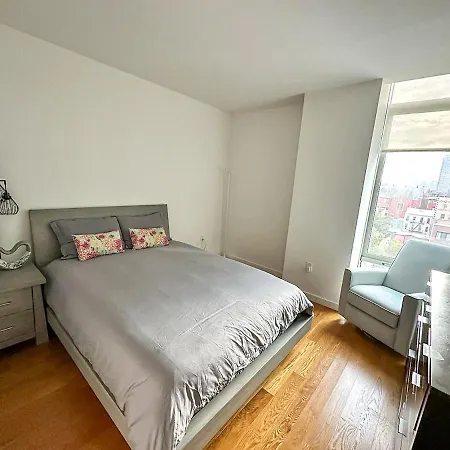 Penthouse In Greenpoint *