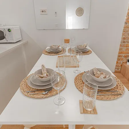 Charming 2b Near Williamsburg Apartment New York