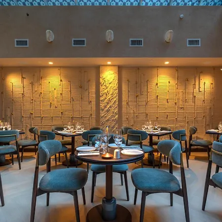 Four Points By Sheraton Manhattan Soho Village 3*