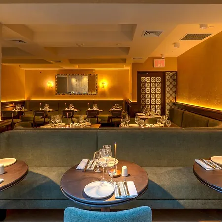 Four Points By Sheraton Manhattan Soho Village 3*