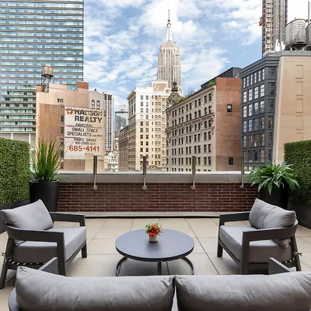 Broadway Plaza Hotel