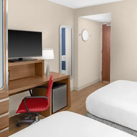 Hotel Fairfield By Marriott Manhattan/financial District