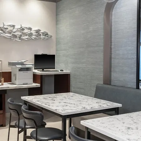 Fairfield By Marriott Manhattan/financial District Hotel New York