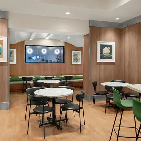 Fairfield By Marriott Manhattan/financial District Hotel New York