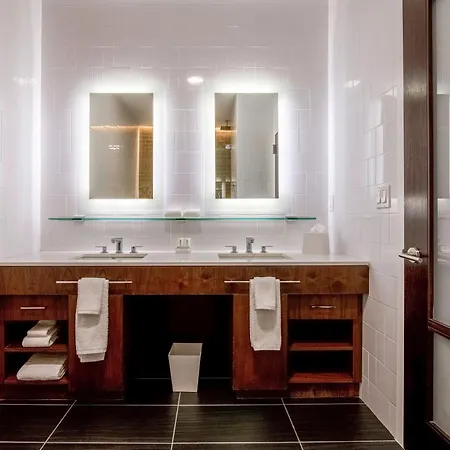 Mint House 70 Pine By Kasa 4*
