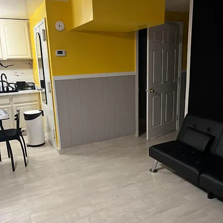 Large 3-bedrooms/2-bath Apt, One Block To Train * New York
