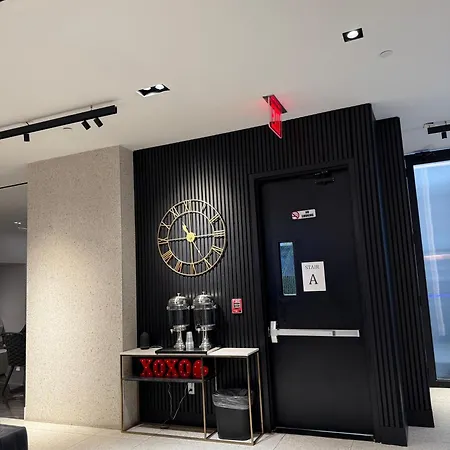 Nova Brooklyn Hotel 3*