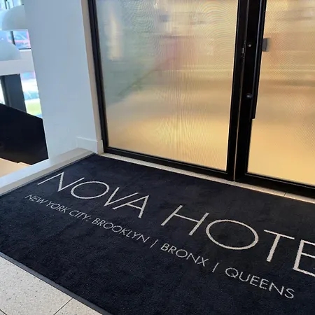 Nova Brooklyn Hotel 3*