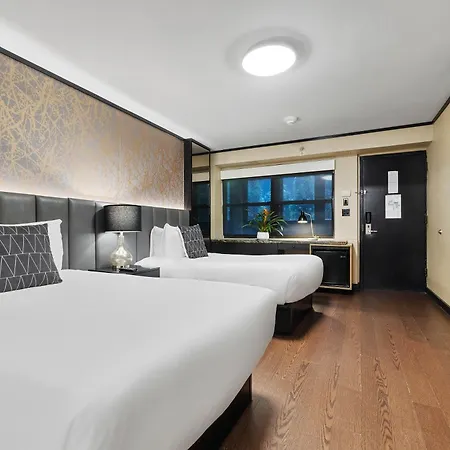Hudson Yards 3*