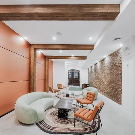 Landmarked Nyc Townhome - Sleeps 10 -group-friendly Hotel *