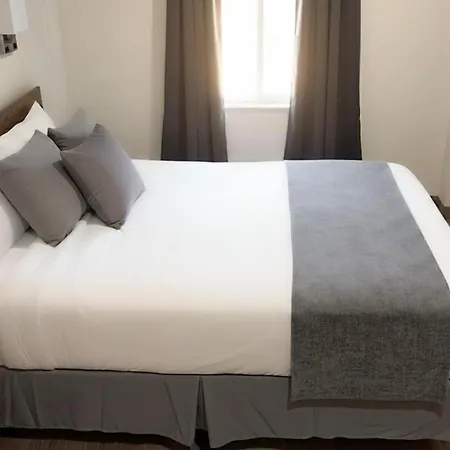 Nova Jfk Hotel 3*
