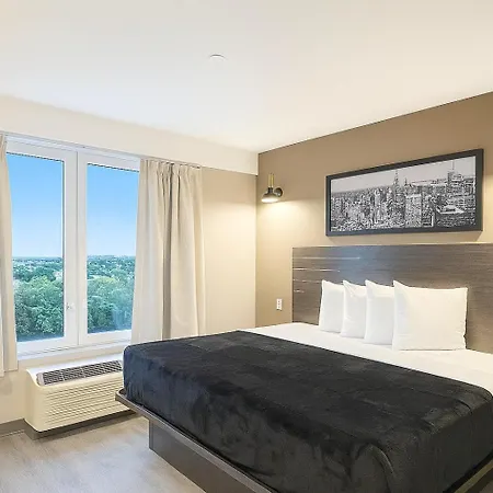 Hotel Liv Bronx Grand Opening 4*