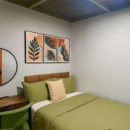 Citynest 4*