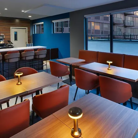 Even Long Island - By Ihg 3*