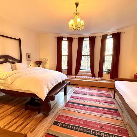 Luxurious Bedroom Homestay New York